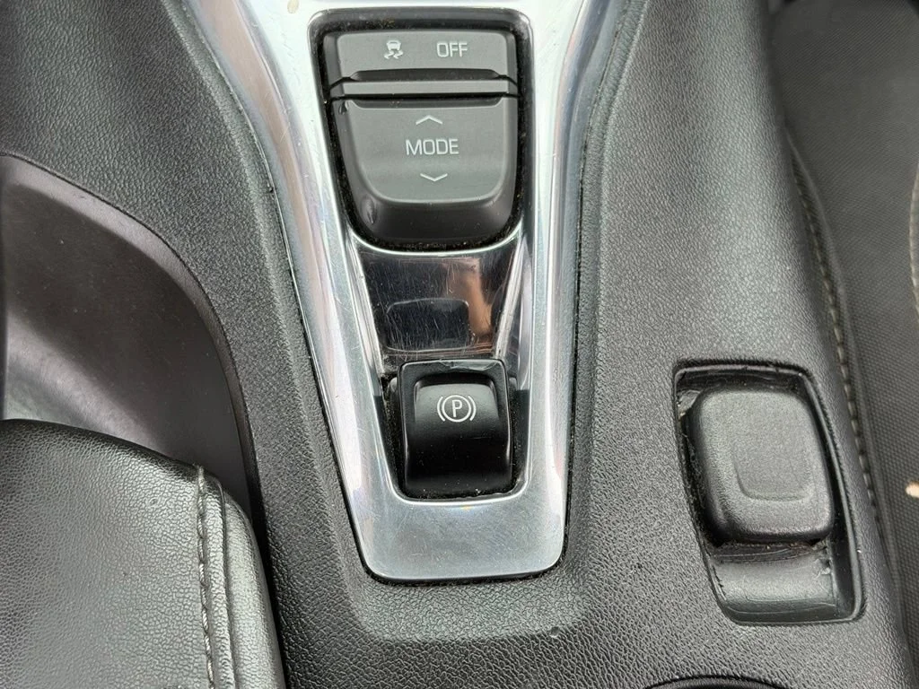 Used 2018 BLACK Chevrolet 1SS image 24