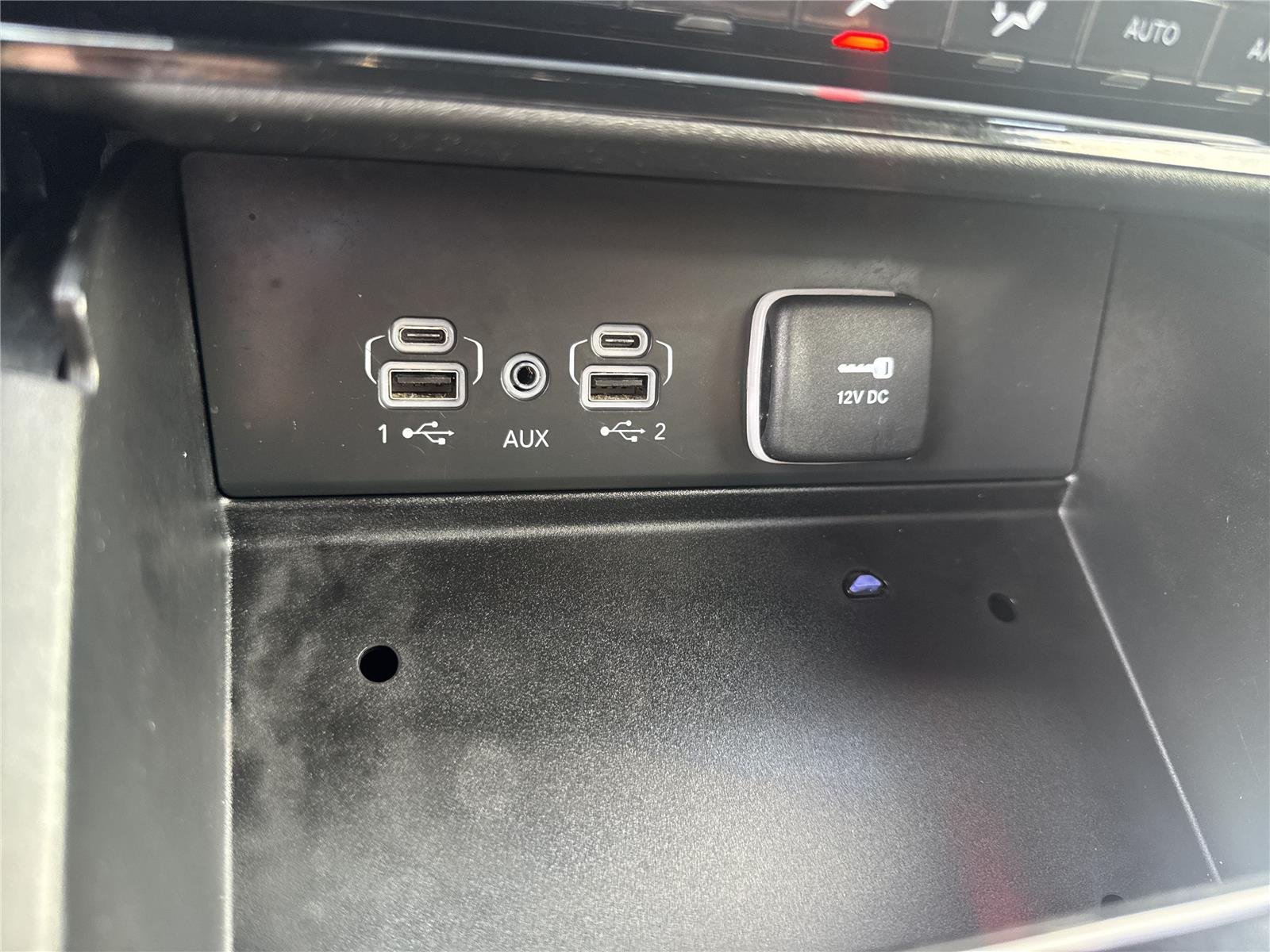 Used 2023 Bright White Clearcoat Jeep Altitude image 27