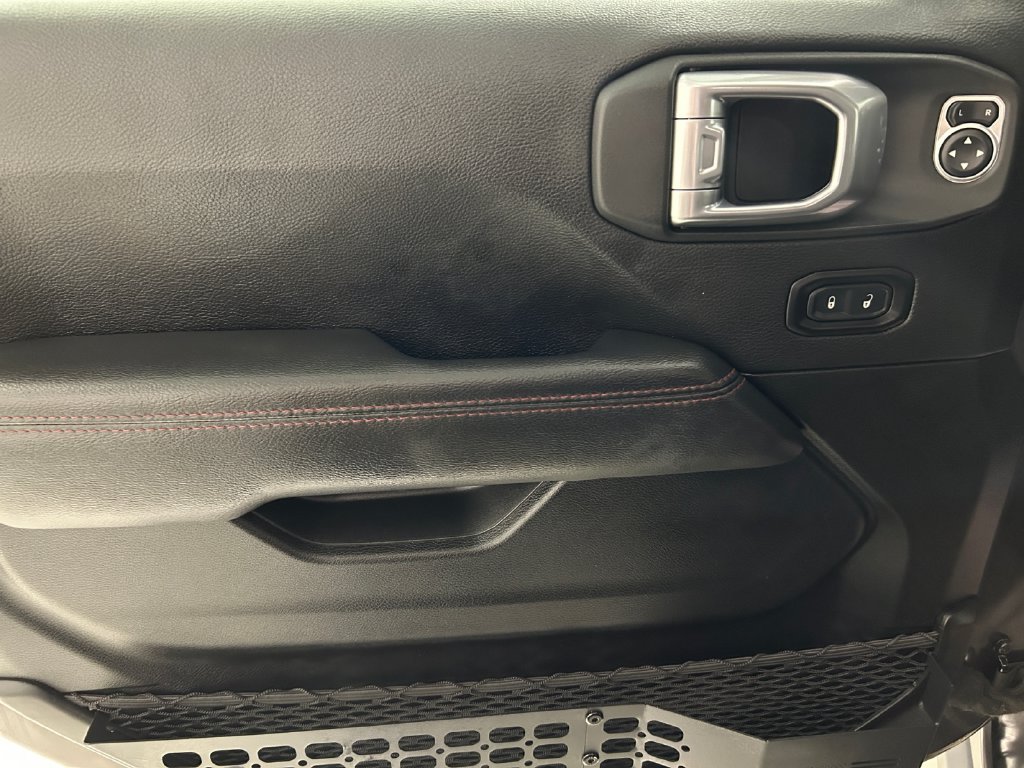 Used 2022 Gray Jeep Rubicon image 12