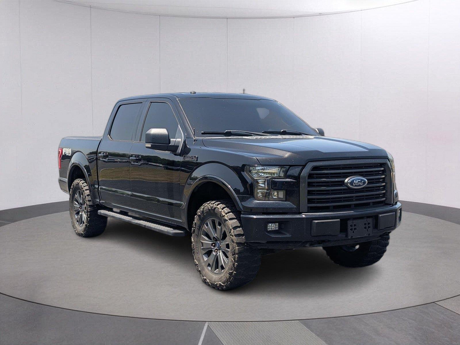 Used 2016 Shadow Black Ford XLT image 8