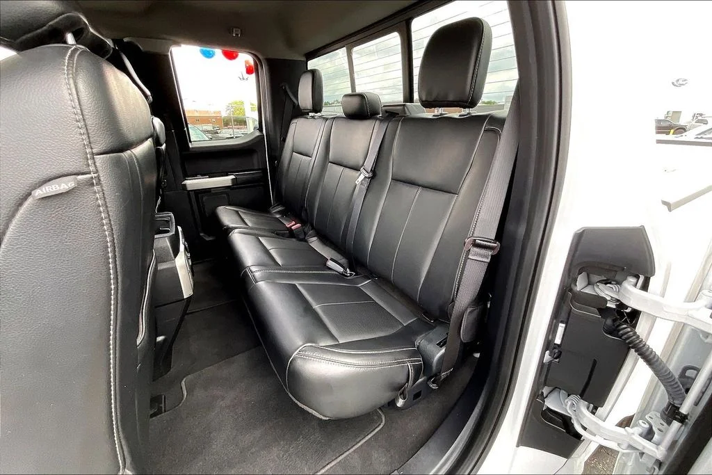 Used 2021 White Ford Lariat image 25