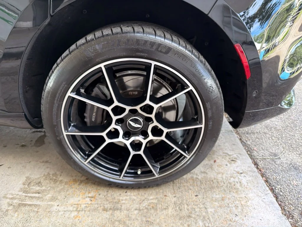 Used 2021 Black Aston Martin Base image 23