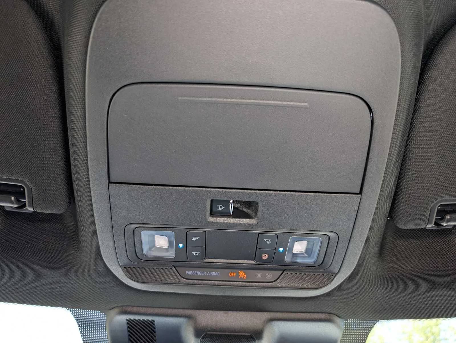 New 2026 Oxford White Ford XLT image 29