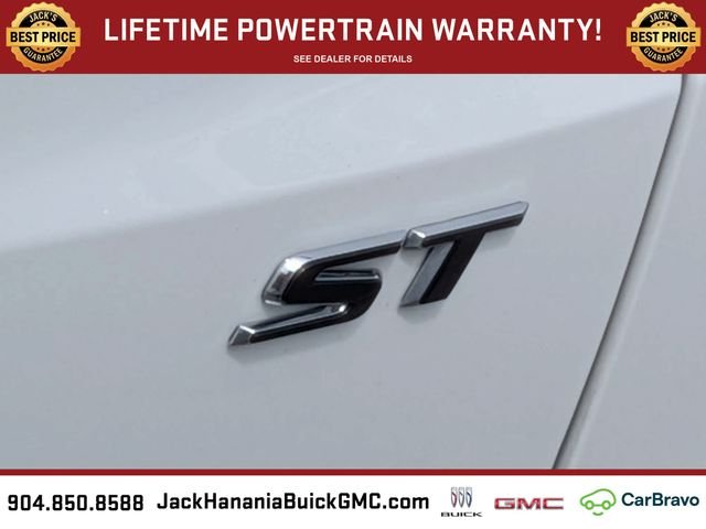 Used 2024 White Buick Sport Touring image 13
