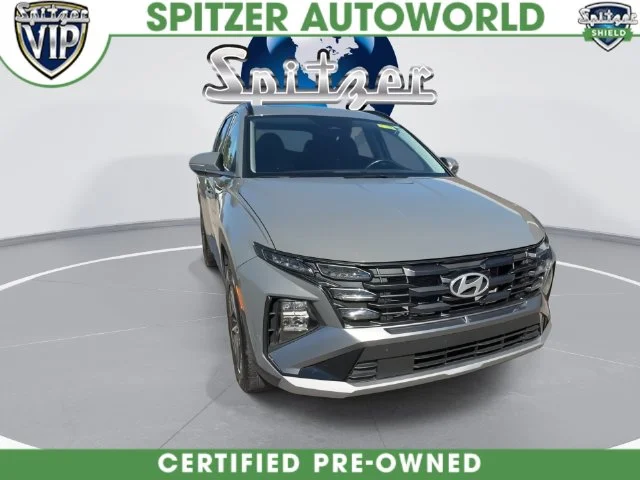 Used 2025 Gray Hyundai SEL Convenience image 4