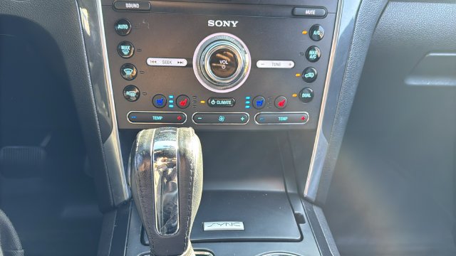 Used 2019 Black Ford Limited image 29
