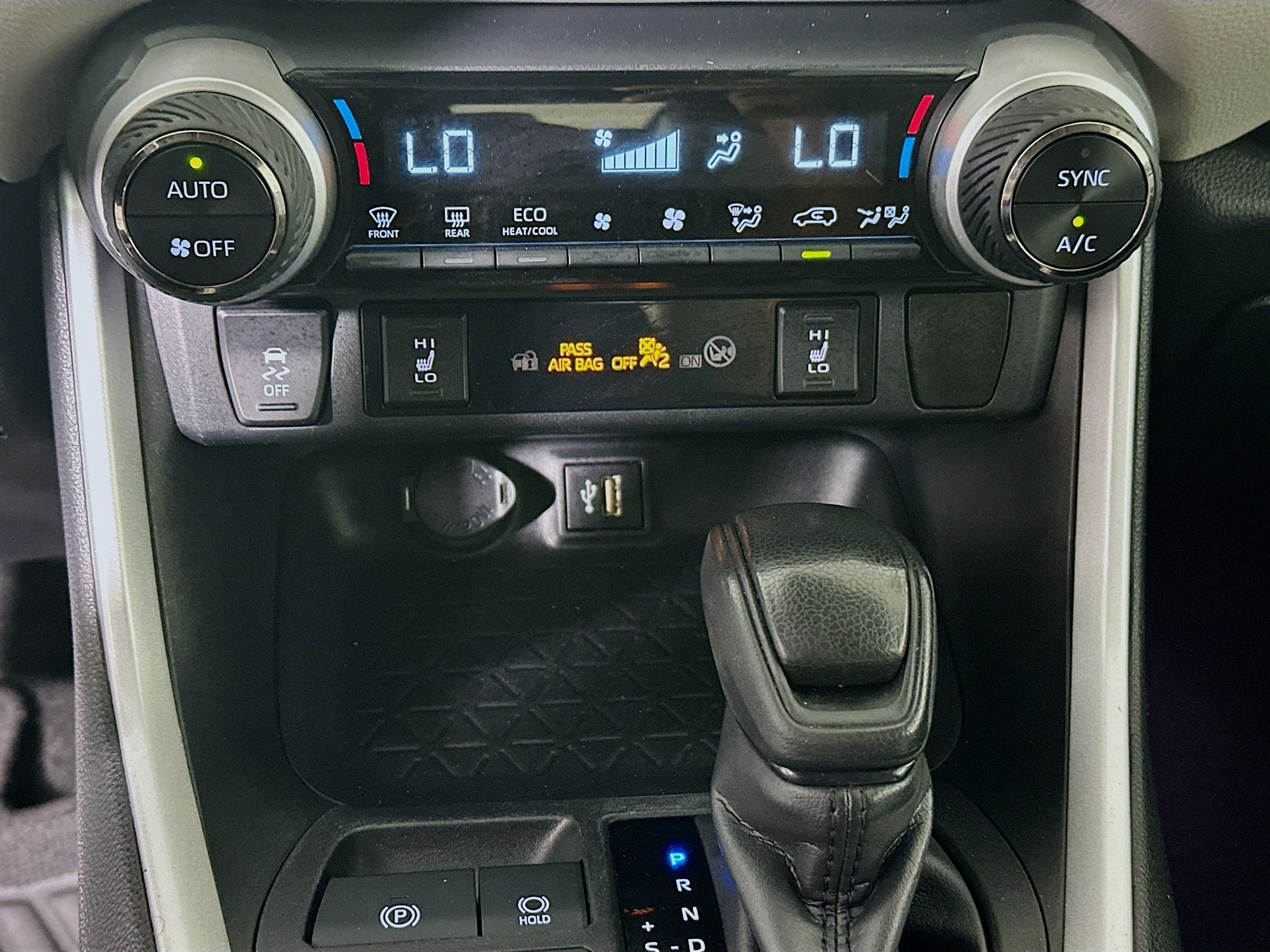 Used 2024 Midnight Black Metallic Toyota Hybrid XLE image 23