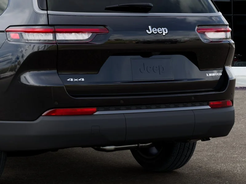 New 2026 Diamond Black Crystal Pearl-Coat Exterior Paint Jeep Limited image 39