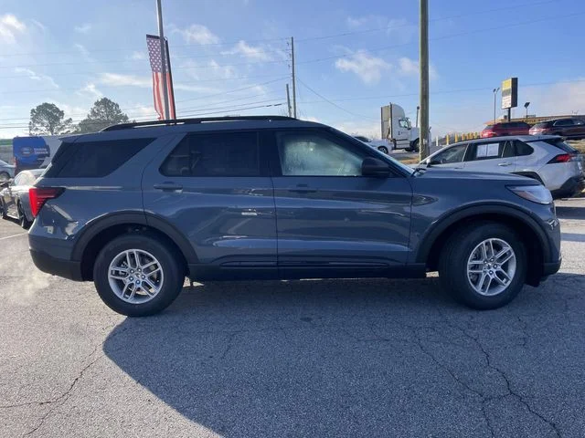 New 2026 Vapor Blue Metallic Ford Active image 2