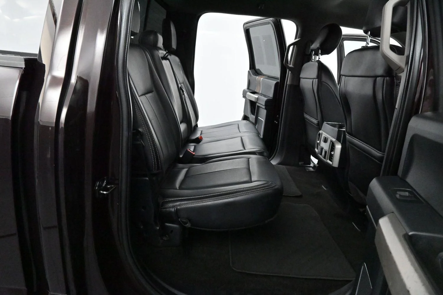 Used 2020 Magma Red Ford LARIAT image 34