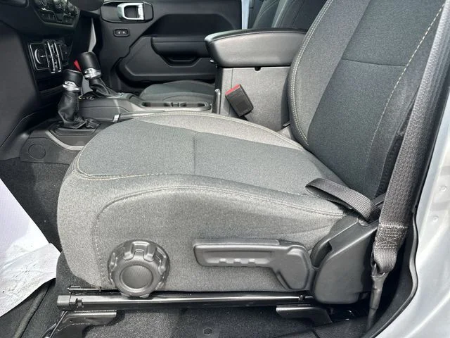 Used 2024 Silver Jeep Sport S image 16