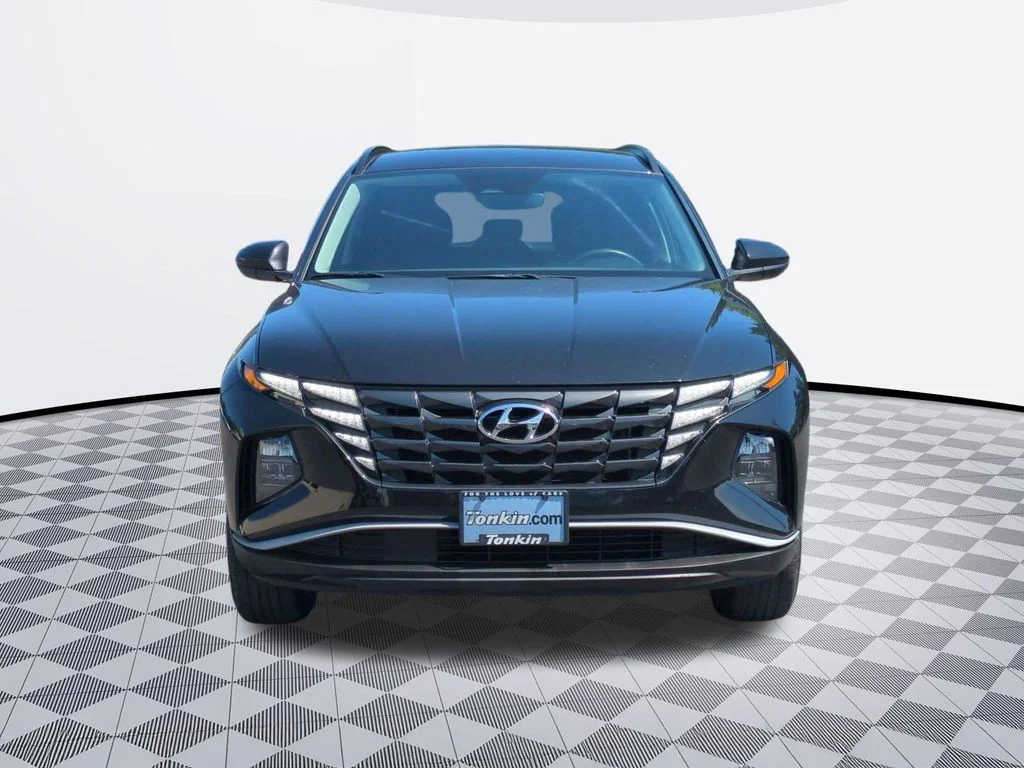 Used 2024 Black Pearl Hyundai SEL image 9
