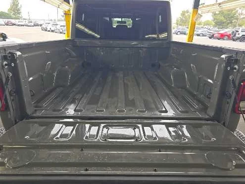 Used 2023 Sting-Gray Clearcoat Jeep Sport S image 12