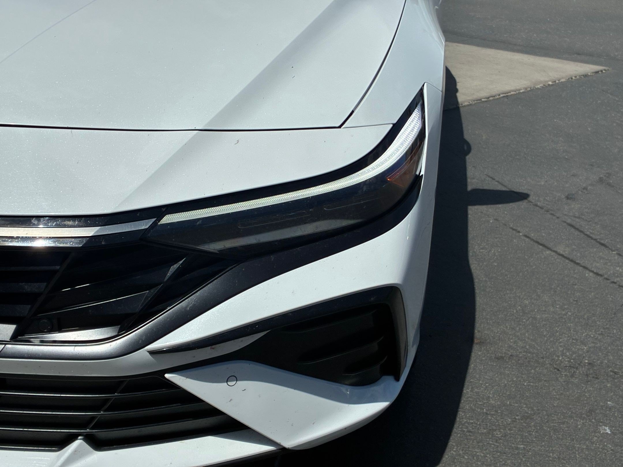 2024 Hyundai Elantra Limited - Photo 11