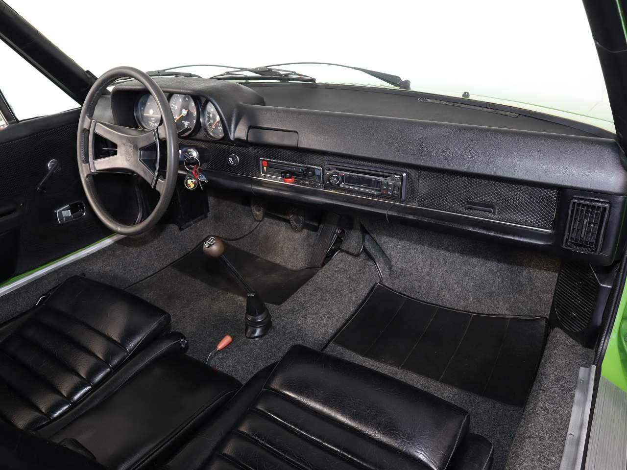 Used 1972 Green Porsche  image 13