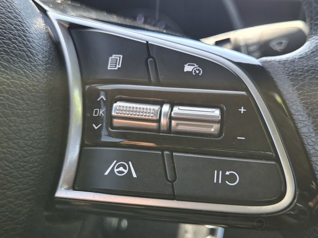 Used 2024 Aurora Black Kia LXS image 18