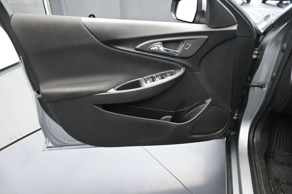 Used 2024 Sterling Gray Metallic Chevrolet LT image 12