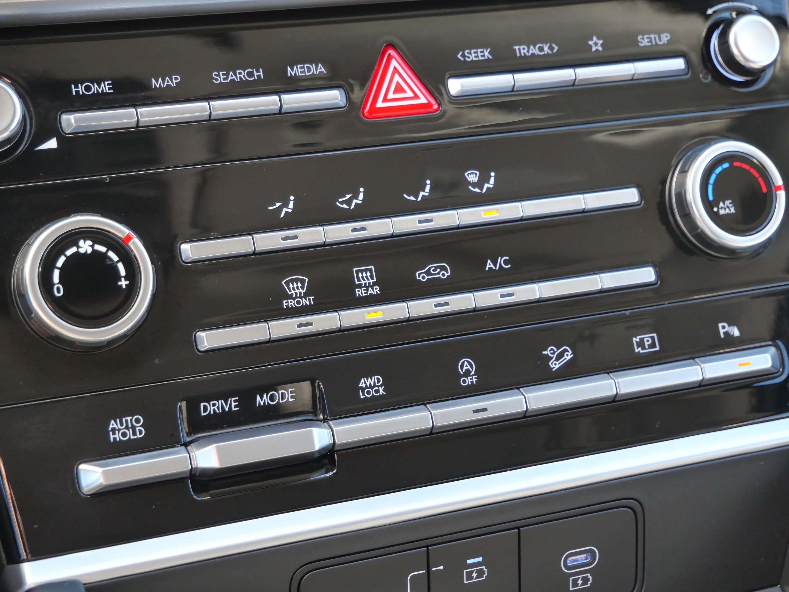 2026 Hyundai Santa Fe SE - Photo 24