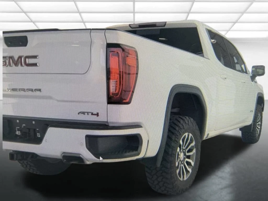 Used 2022 Summit White GMC AT4 image 2