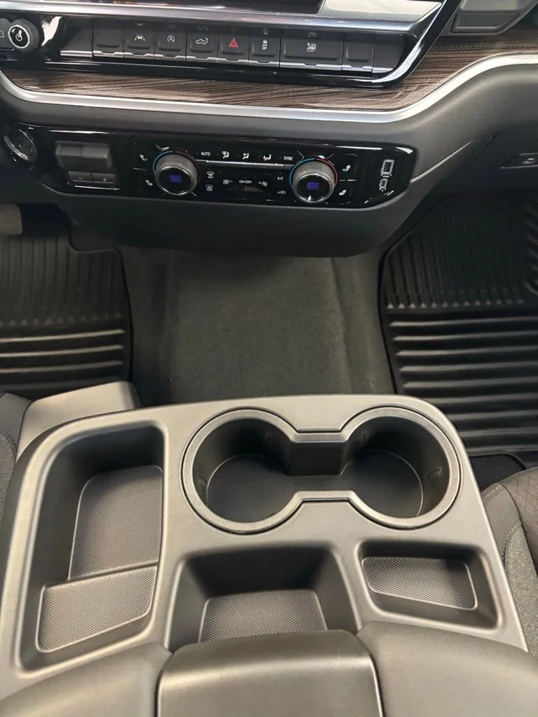 2026 Chevrolet Silverado 1500 LT - Photo 18