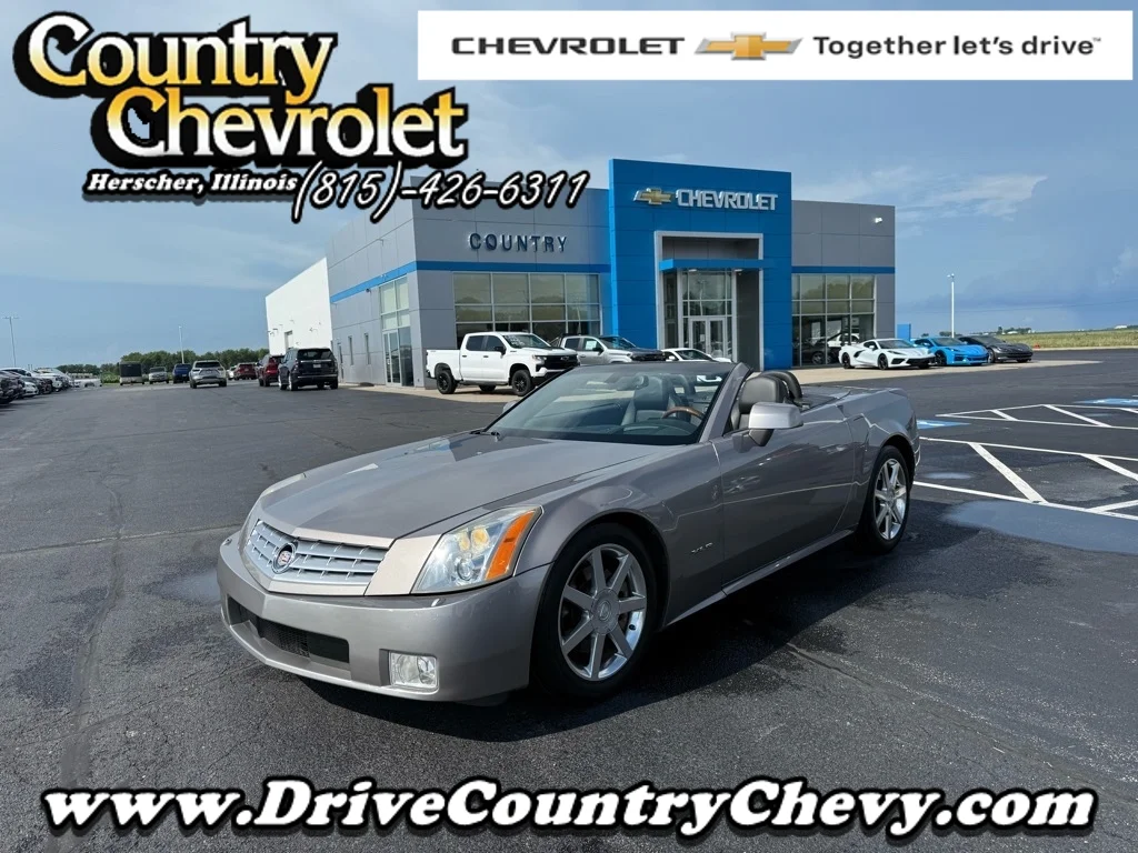2005 Cadillac XLR V8 Roadster's photo