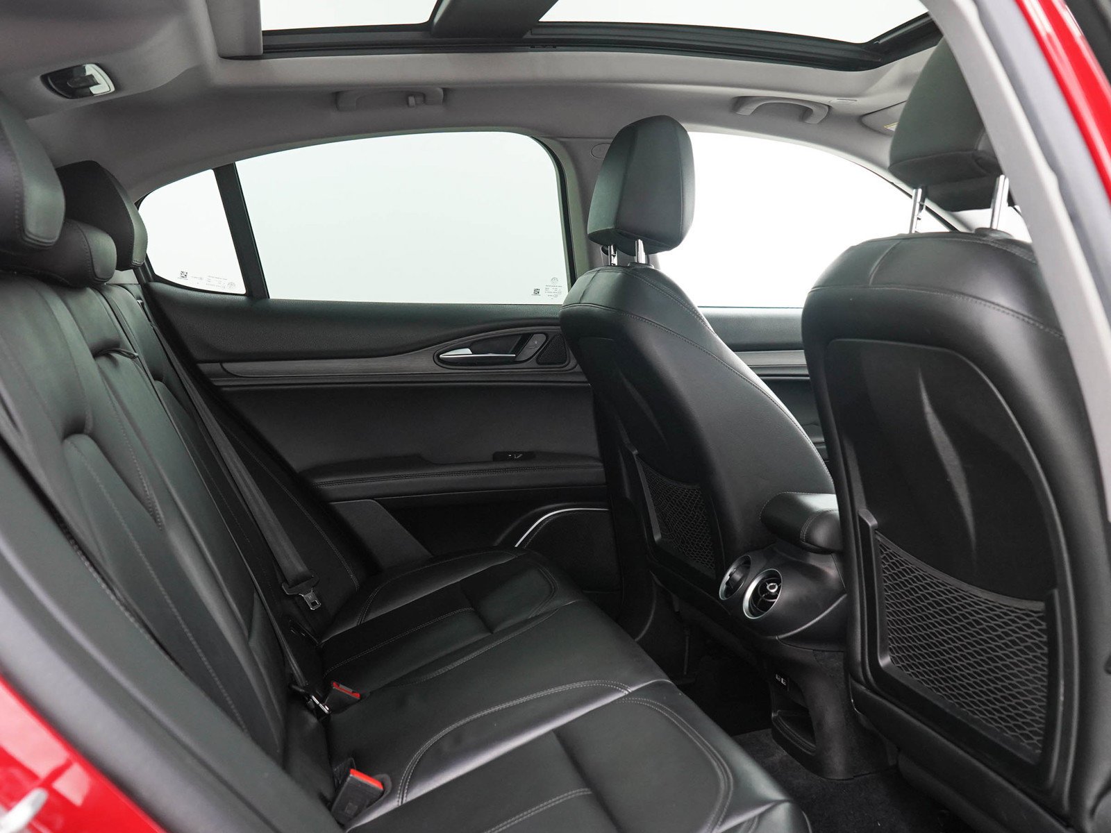 Used 2019 Alfa Rosso Alfa Romeo Ti image 14