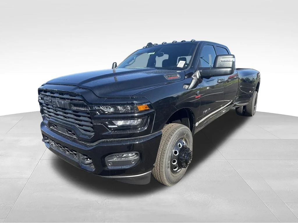 New 2027 Diamond Black Crystal Pearlcoat RAM BIG HORN image 7