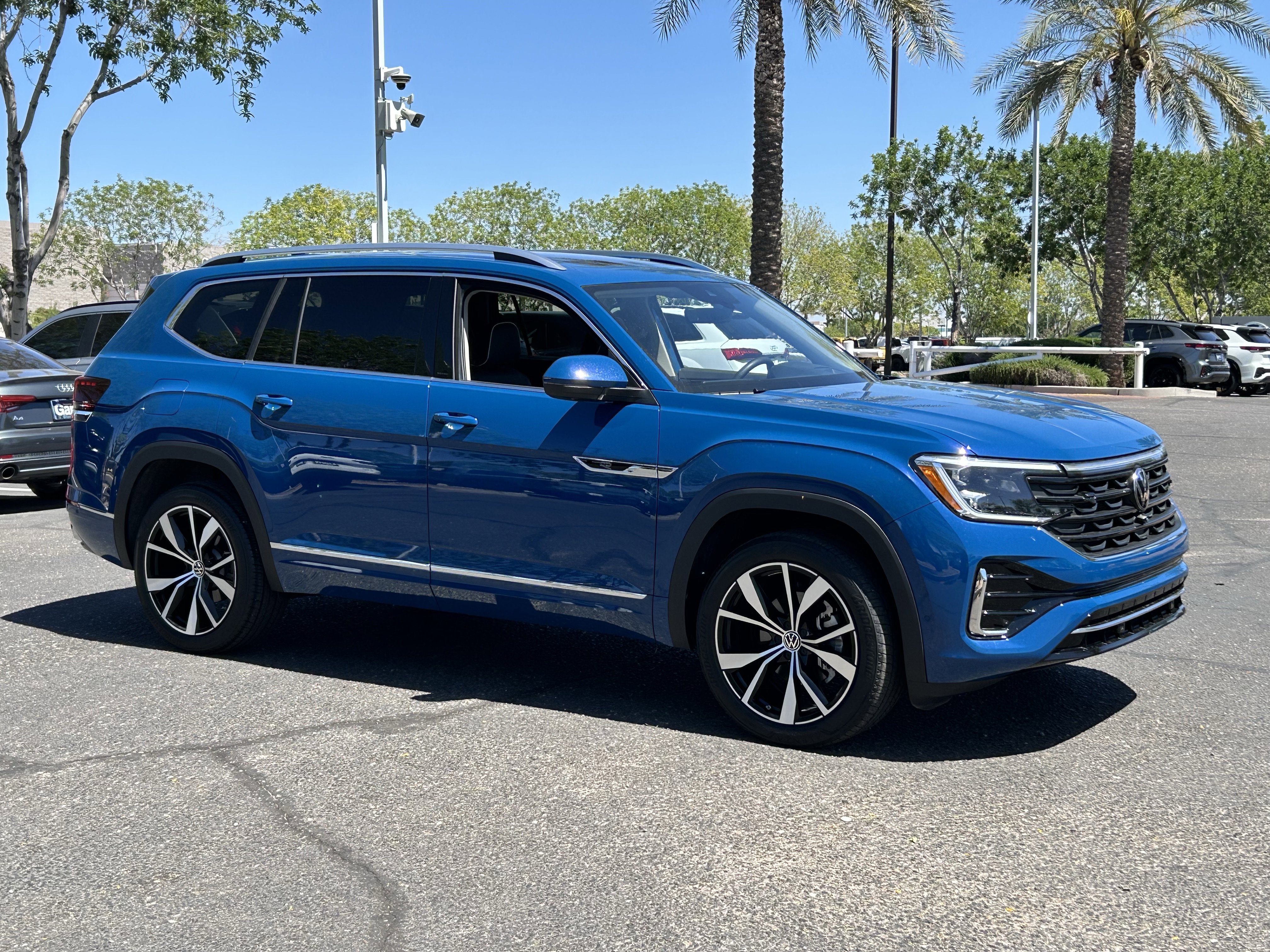 2026 Volkswagen Atlas SEL Premium R-Line - Photo 6