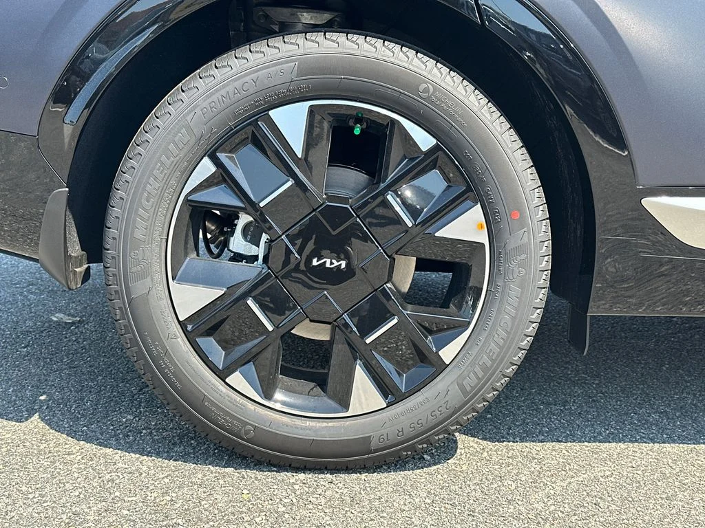 New 2026 Gray Kia SX-Prestige image 17