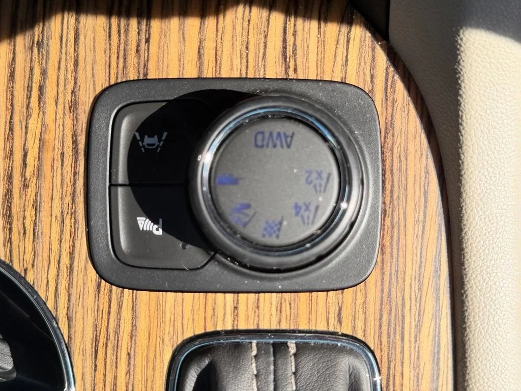 Used 2019 SUMMIT WHITE GMC Denali image 45