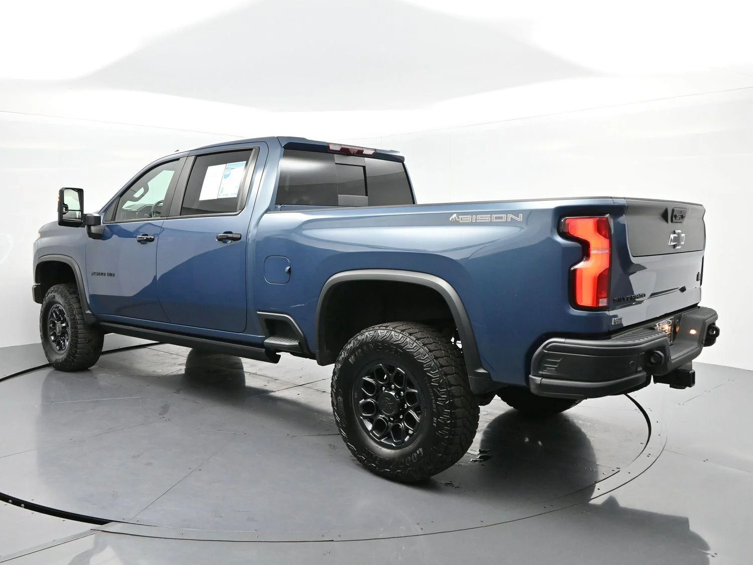 Used 2024 Lakeshore Blue Metallic Chevrolet ZR2 image 5