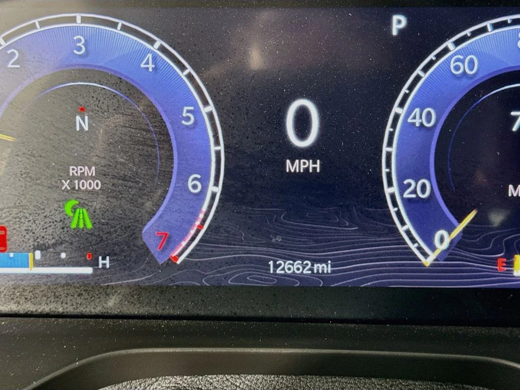 Used 2022 Black Jeep Summit image 12