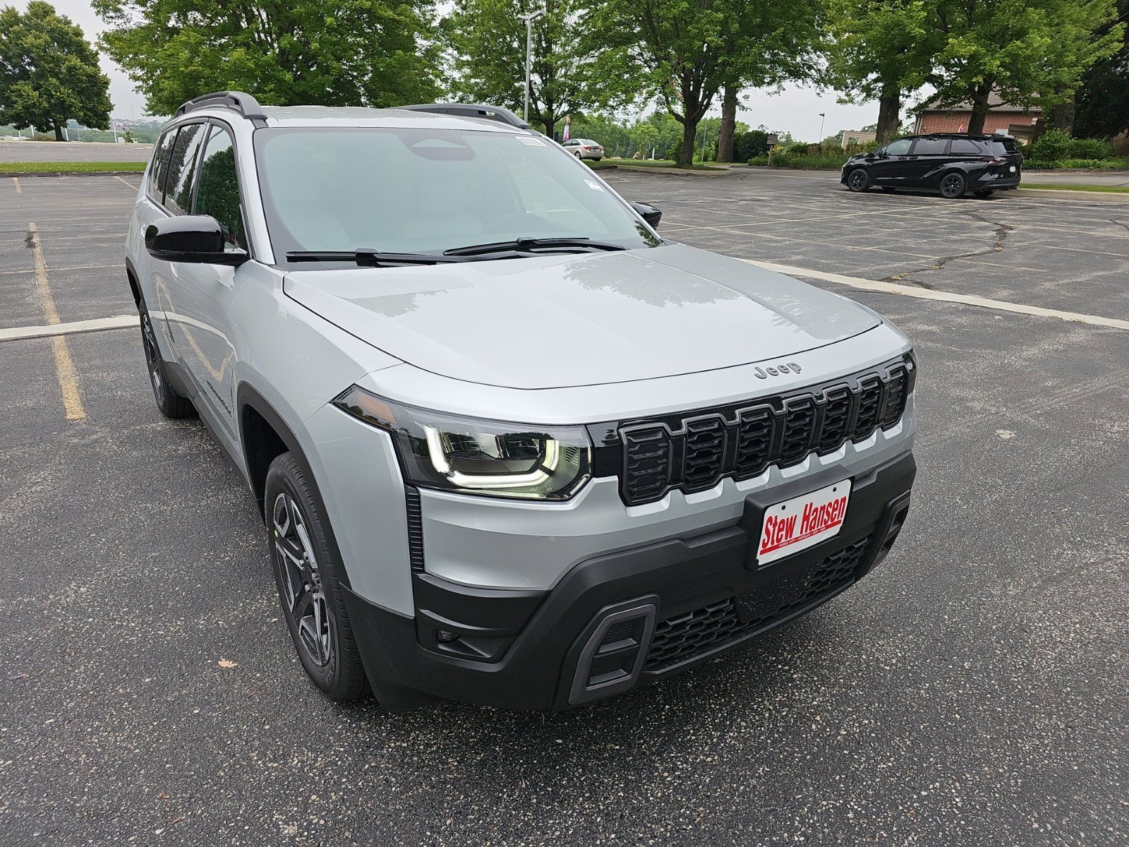New 2026 Silver Zynith Clearcoat Jeep Limited image 7