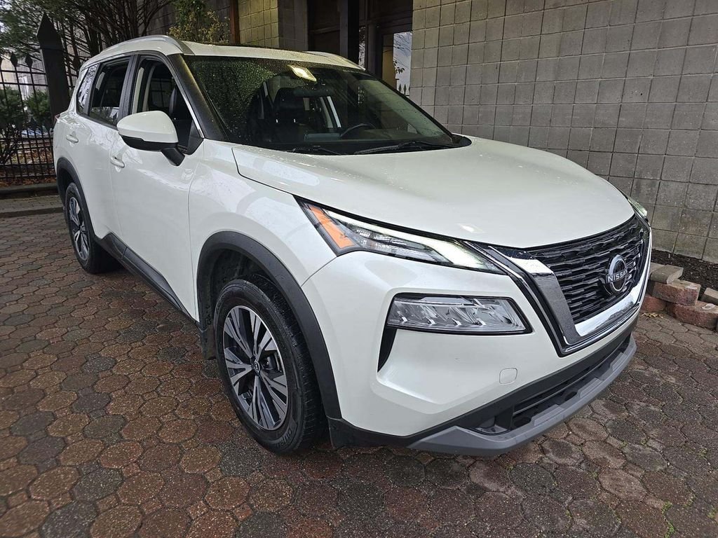 2022 Nissan Rogue SV
