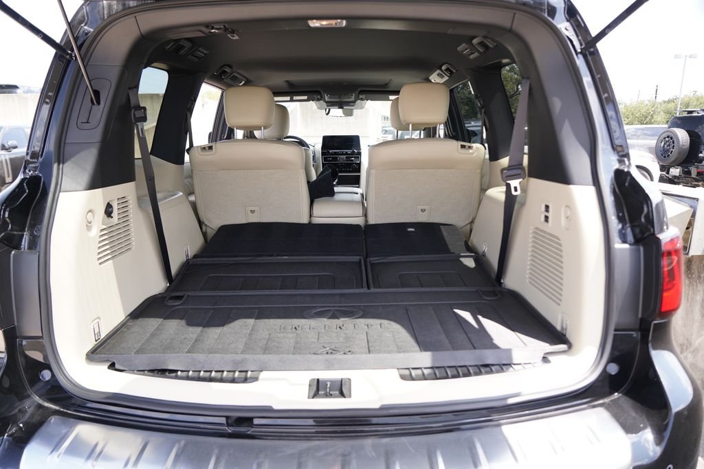 Used 2024 Black INFINITI Sensory image 36