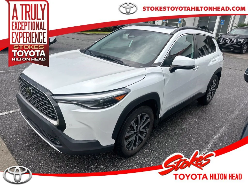 Used 2023 Beige Toyota XLE image 1