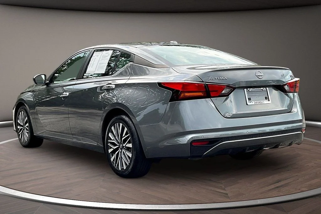 Used 2024 Gray Nissan 2.5 SV image 4