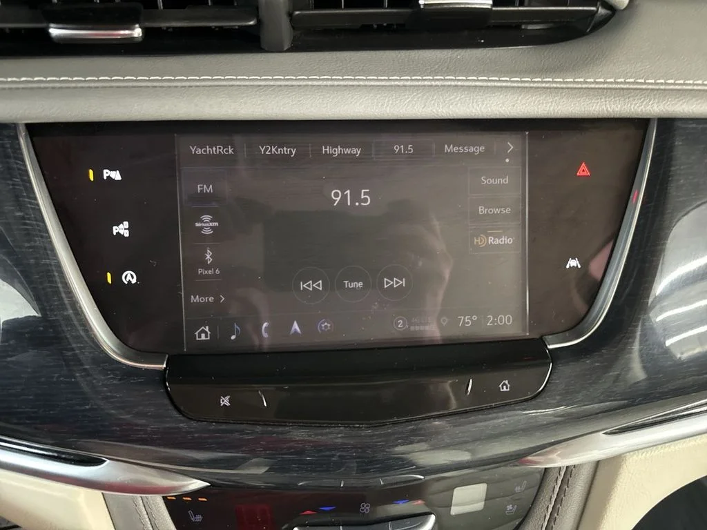 Used 2024 Crystal White Cadillac Premium Luxury image 29