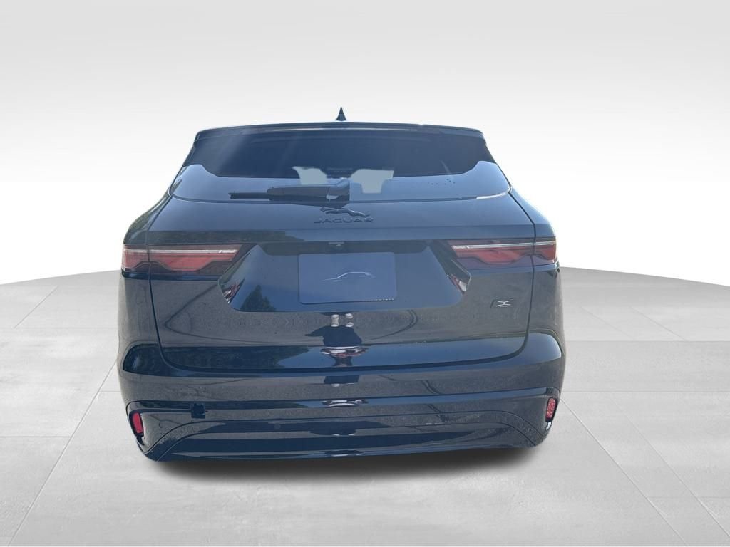 2026 Jaguar F-Pace R-Dynamic S - Photo 8