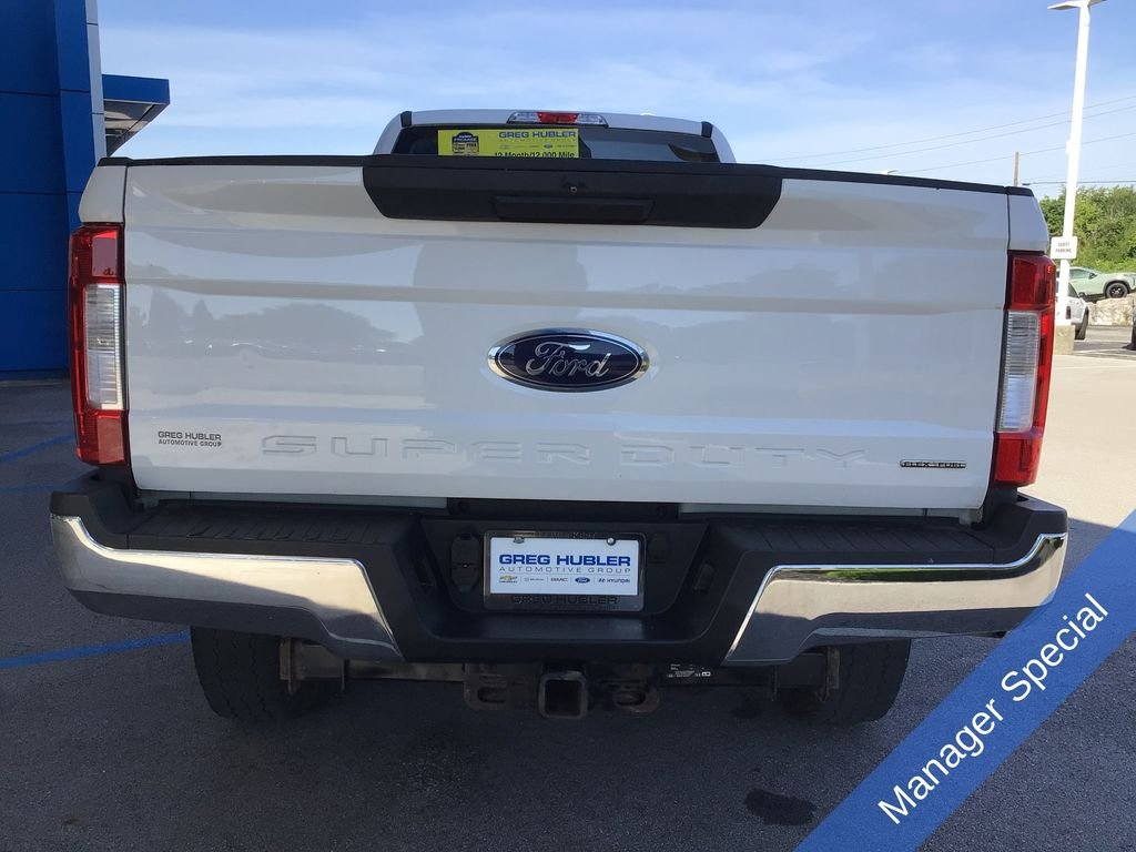 Used 2019 White Ford XL image 8