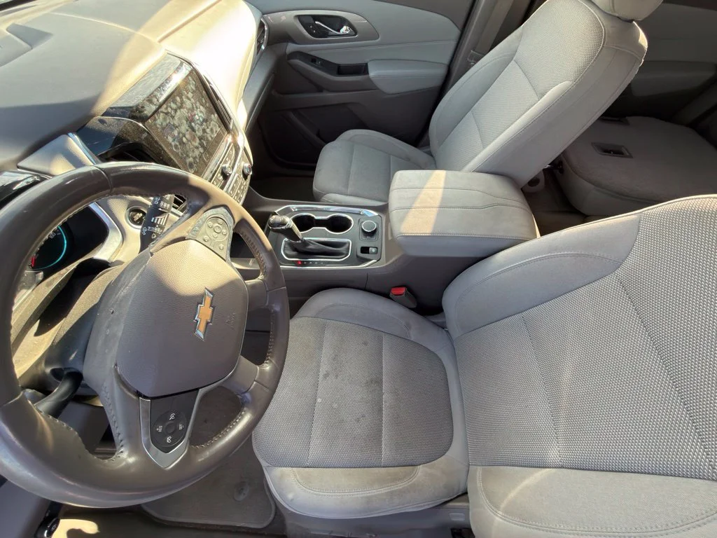 Used 2018 Silver Chevrolet LT image 10