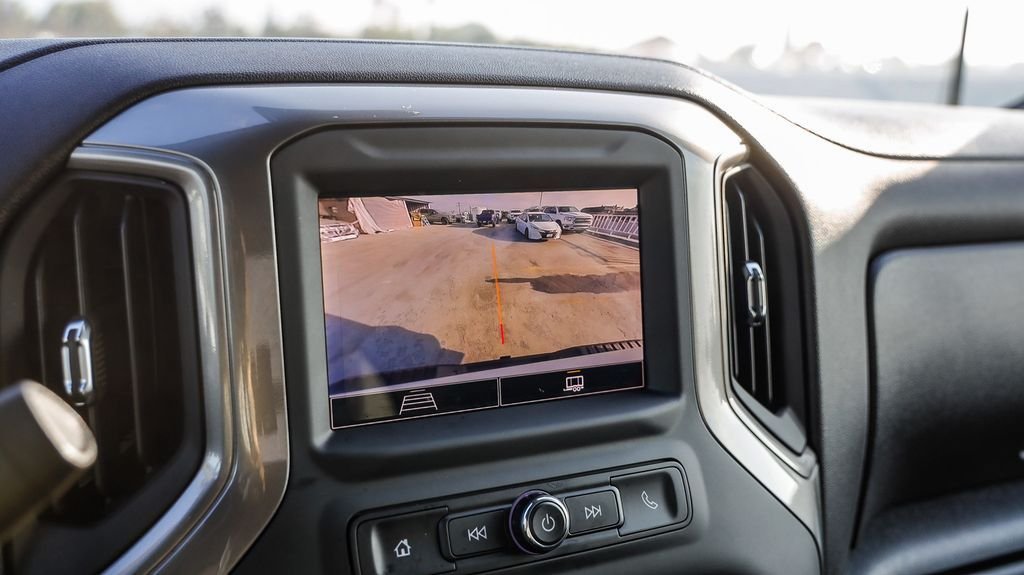 Used 2025 Summit White Chevrolet Custom image 28
