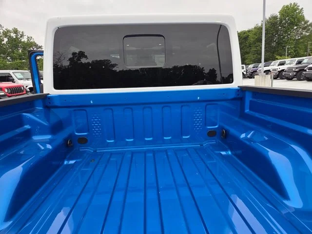 New 2026 Hydro Blue Pearl-Coat Exterior Paint Jeep Rubicon image 25