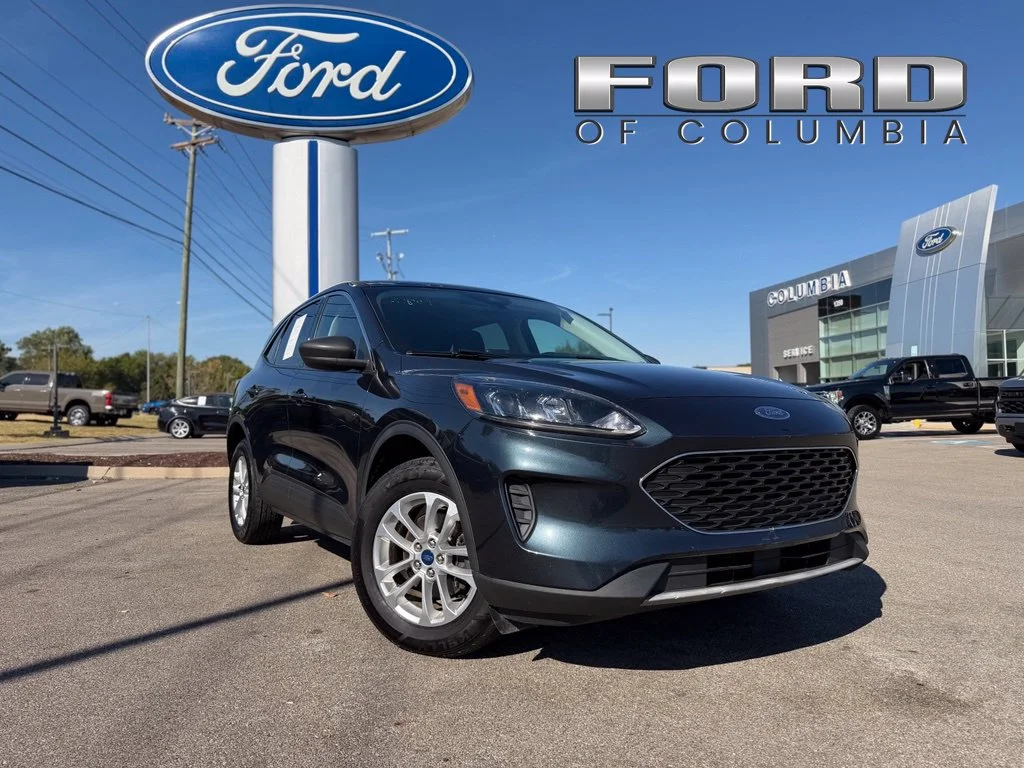 Used 2022 Blue Ford SE image 1