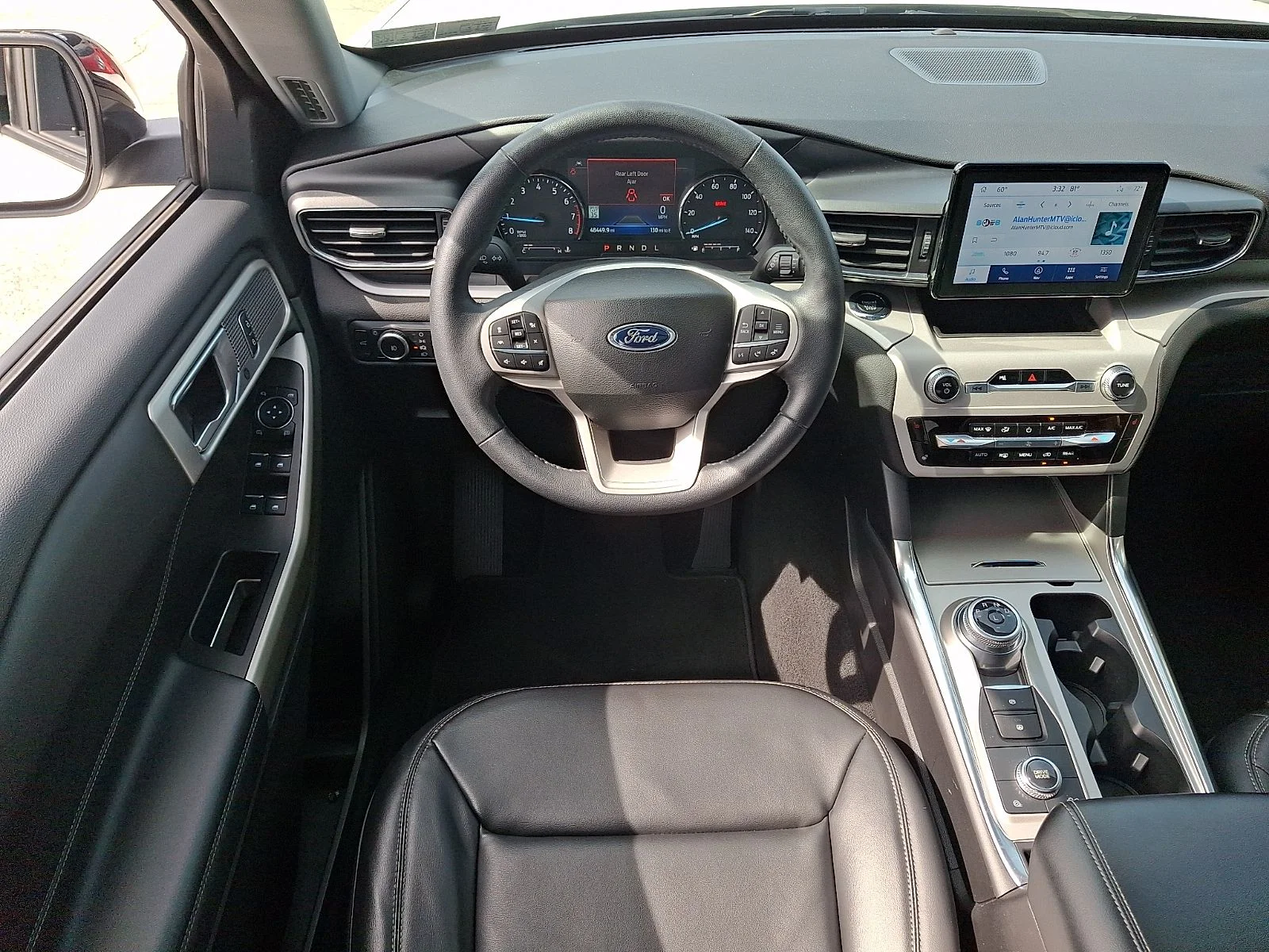 Used 2023 White Ford XLT image 10