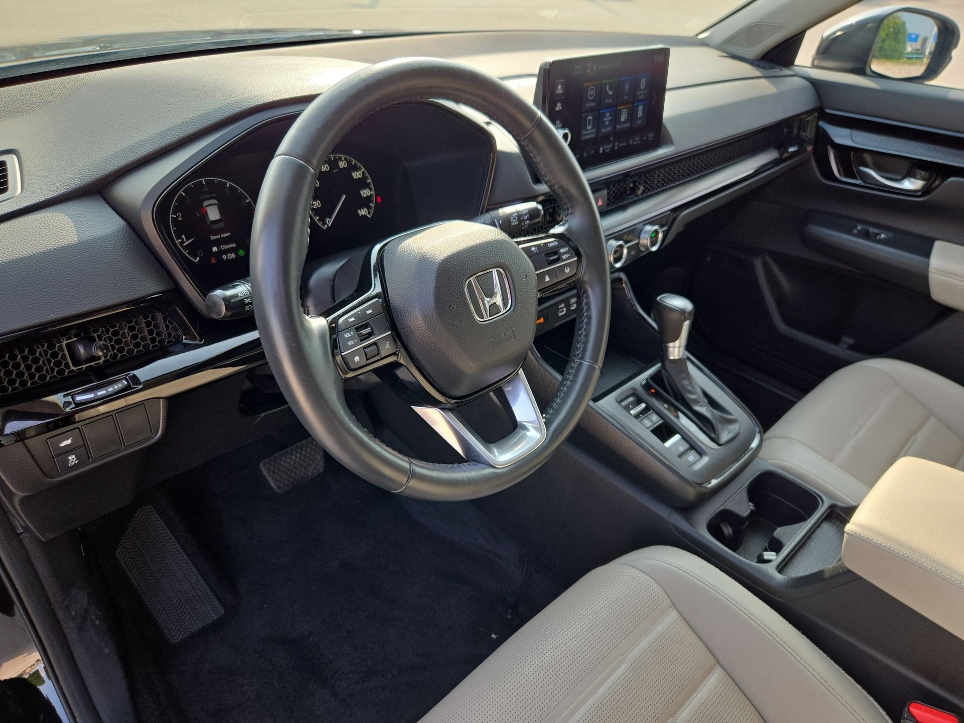 Used 2024 Black Honda EX-L image 10