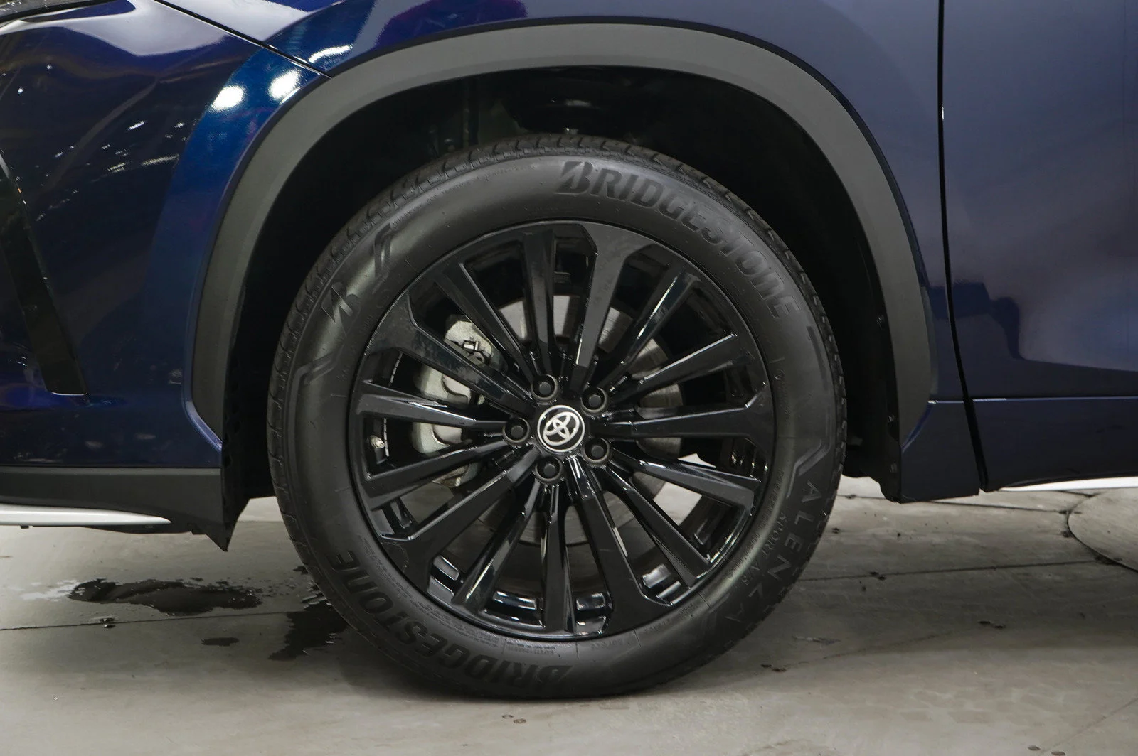 Used 2025 Blue Toyota XSE AWD (Natl) image 33