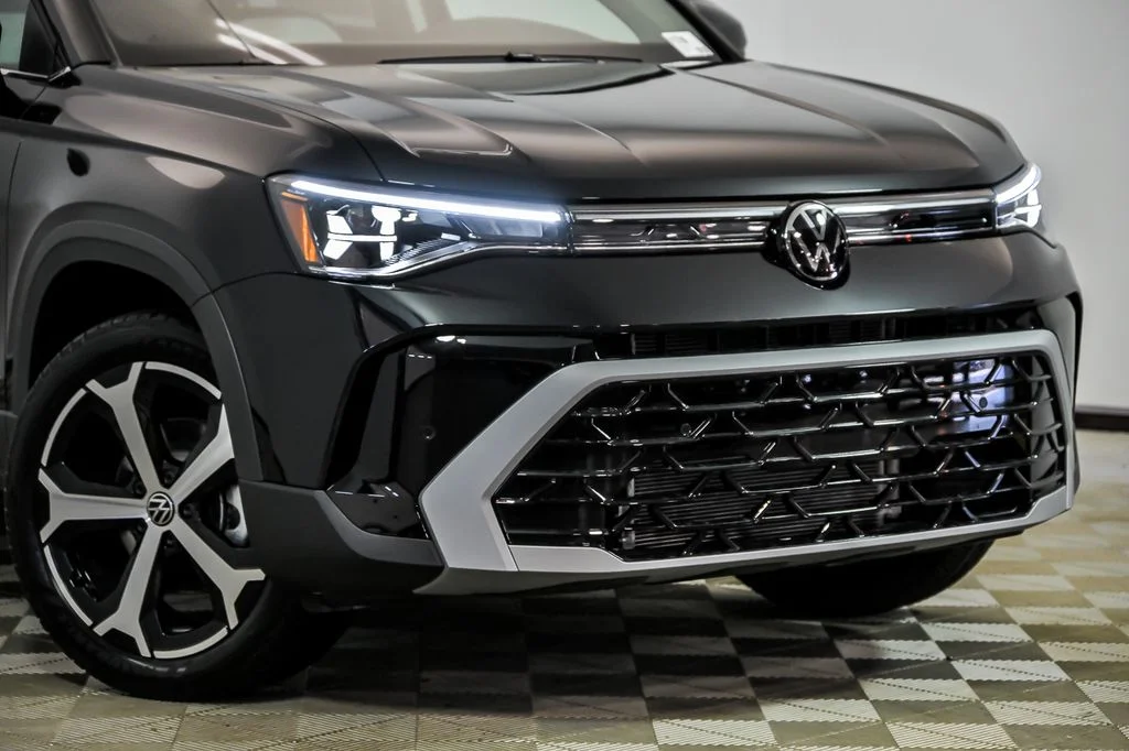 New 2026 Black Volkswagen 1.5T SEL image 2