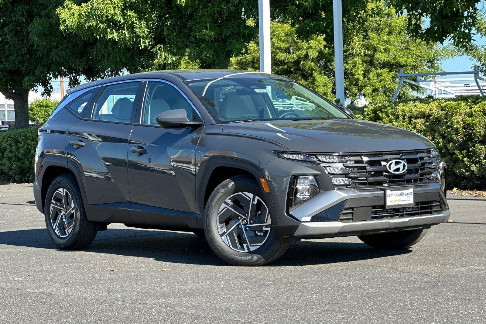 New 2026 Ecotronic Gray Hyundai SE image 1