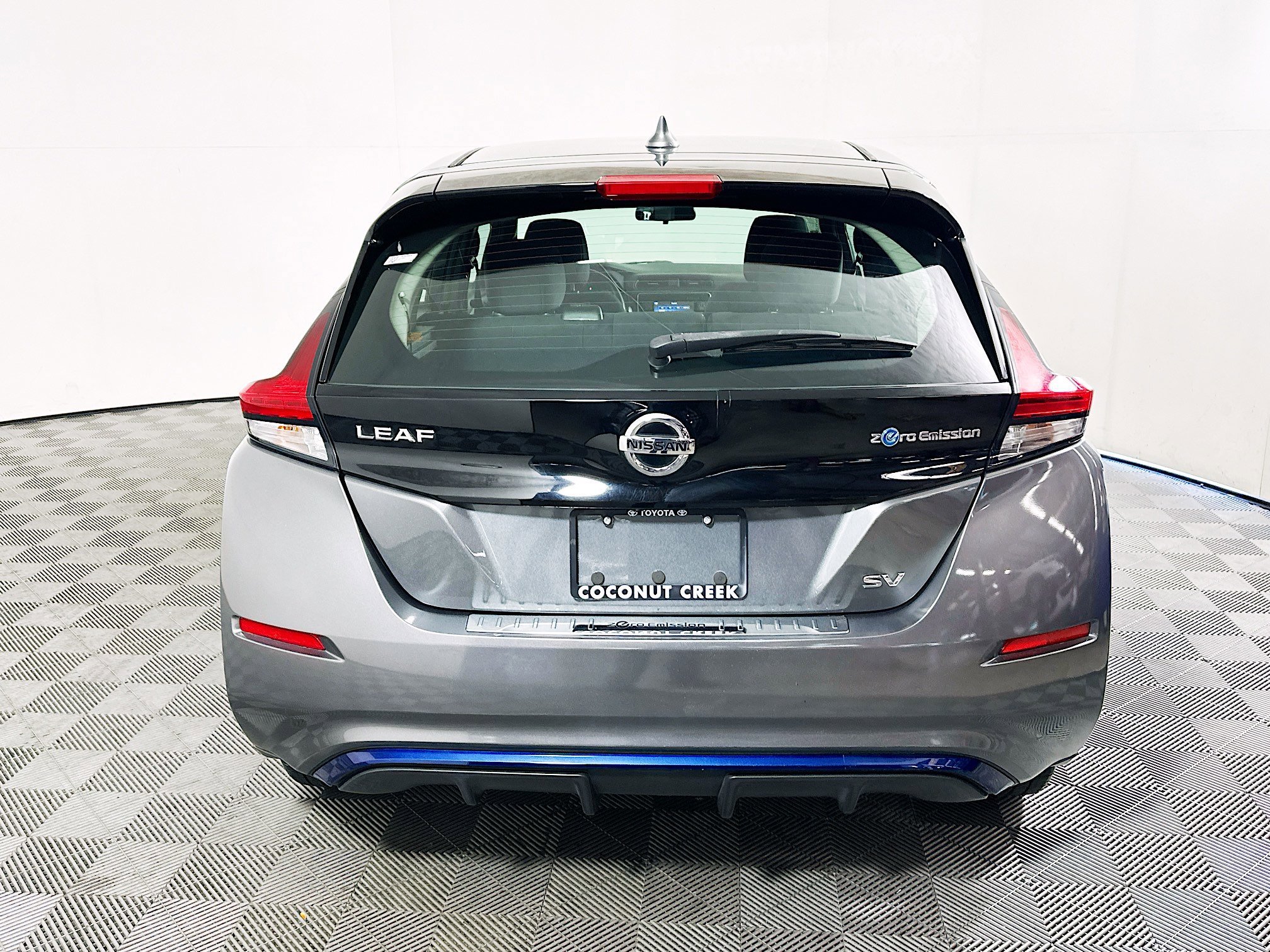 2019 Nissan LEAF thumbnail 7